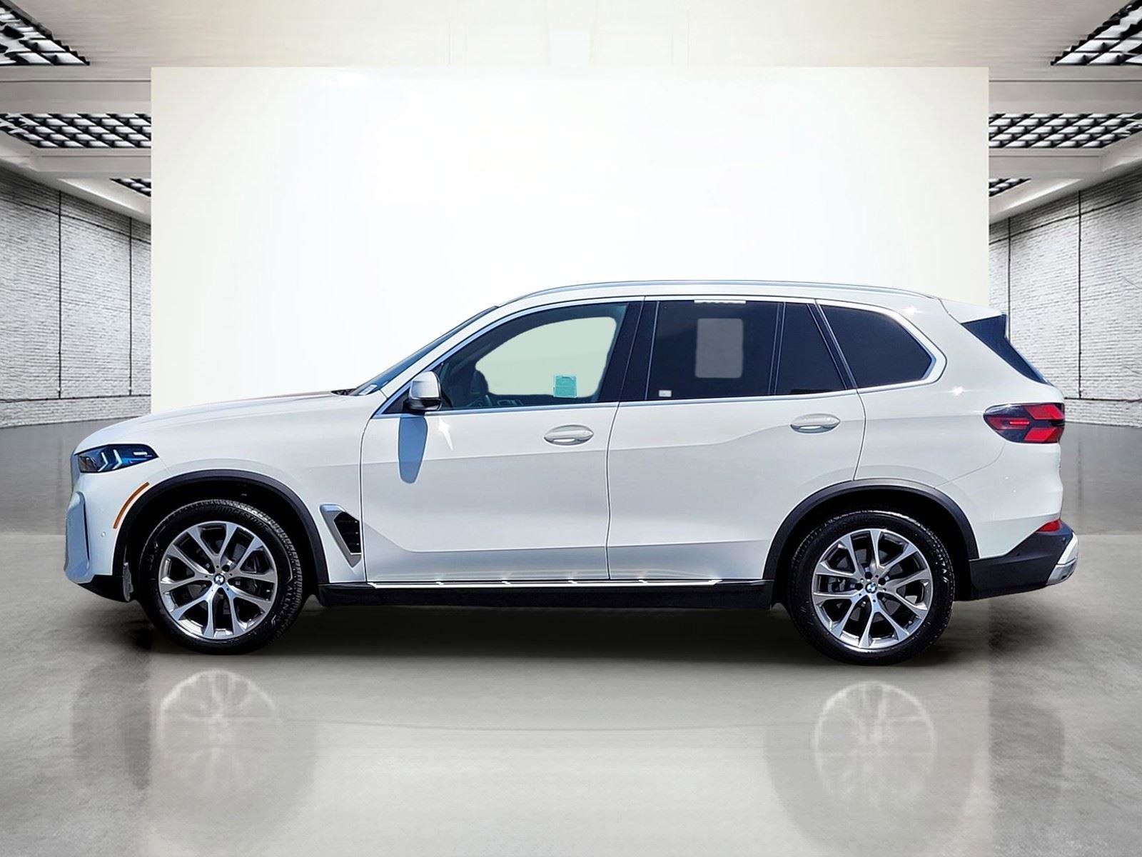 Used 2026 BMW X5 xDrive40i AWD/4WD image 10