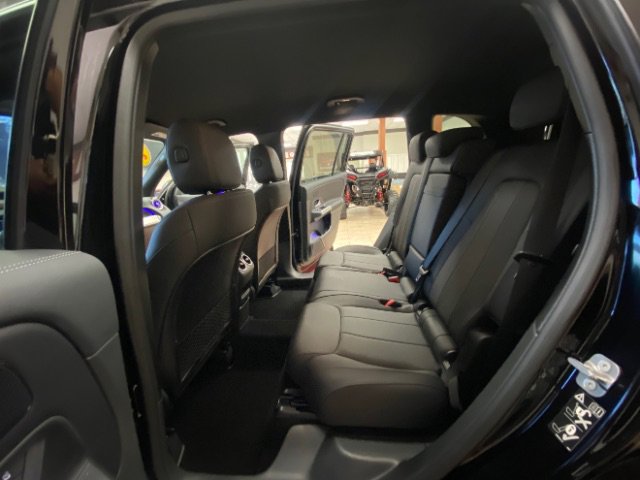 Used 2025 Mercedes-Benz GLB 250 image 15