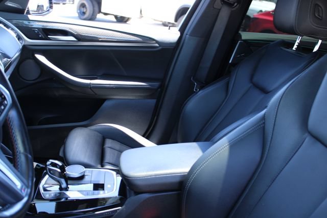 Used 2023 BMW X4 M40i AWD/4WD image 37