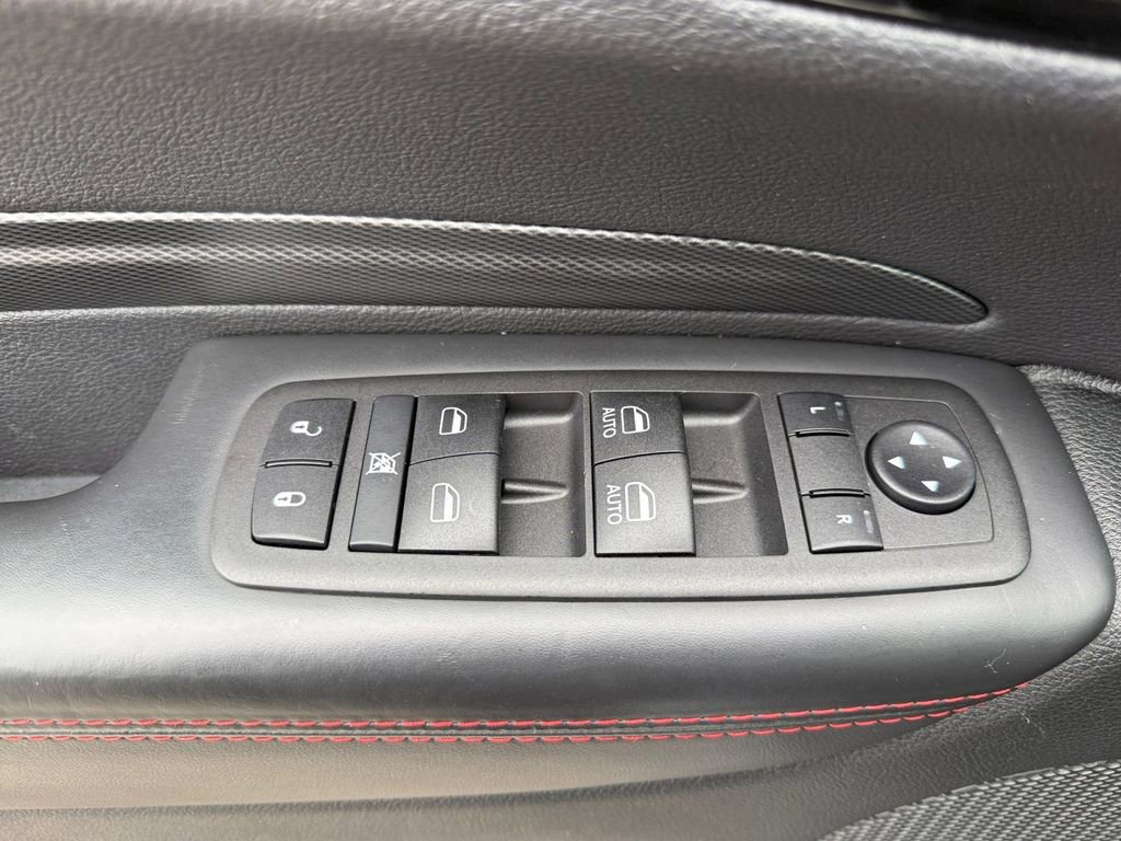 Used 2024 Dodge Durango GT image 23