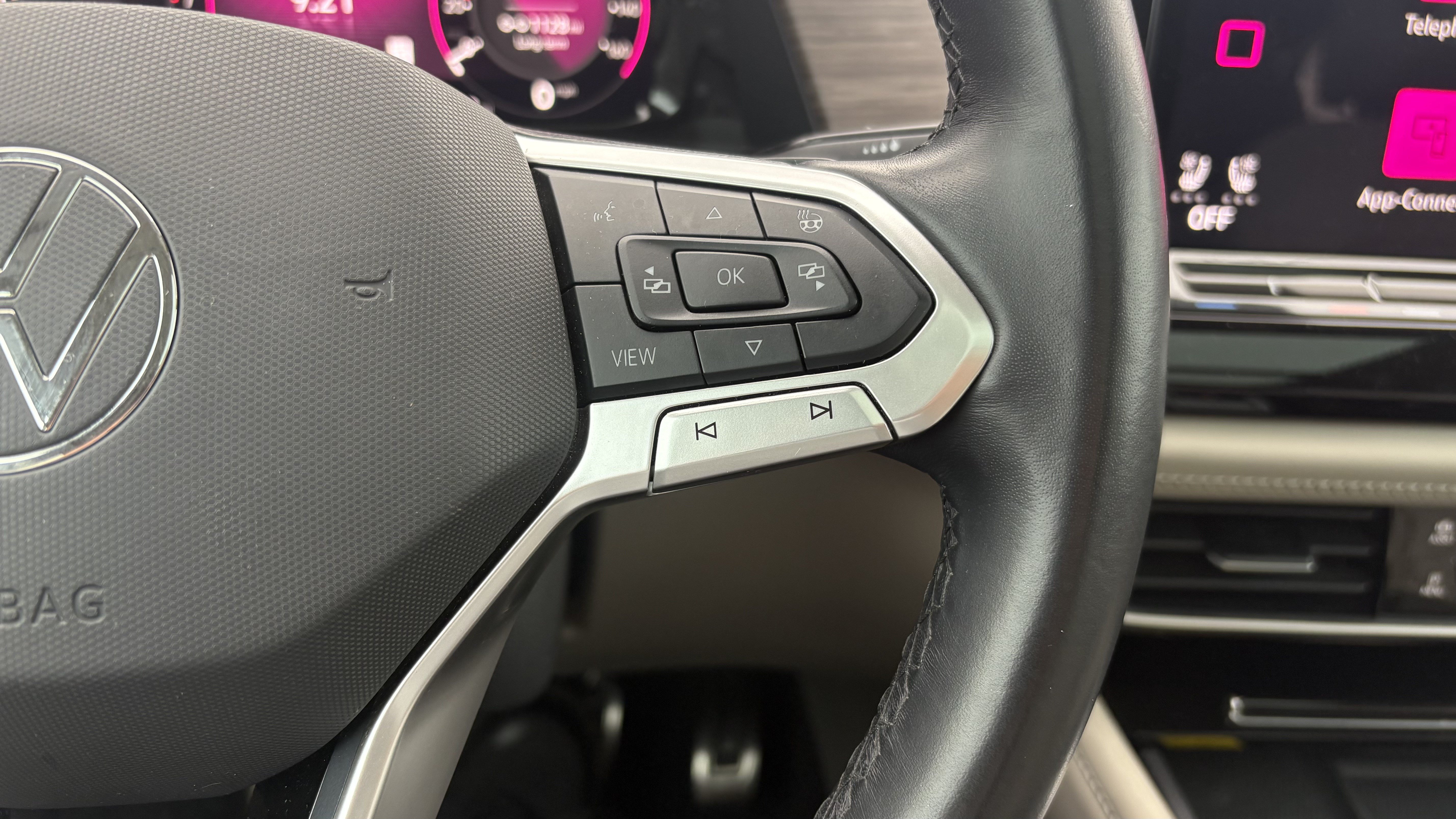 Used 2024 Volkswagen Atlas SEL Premium R-Line AWD/4WD image 53
