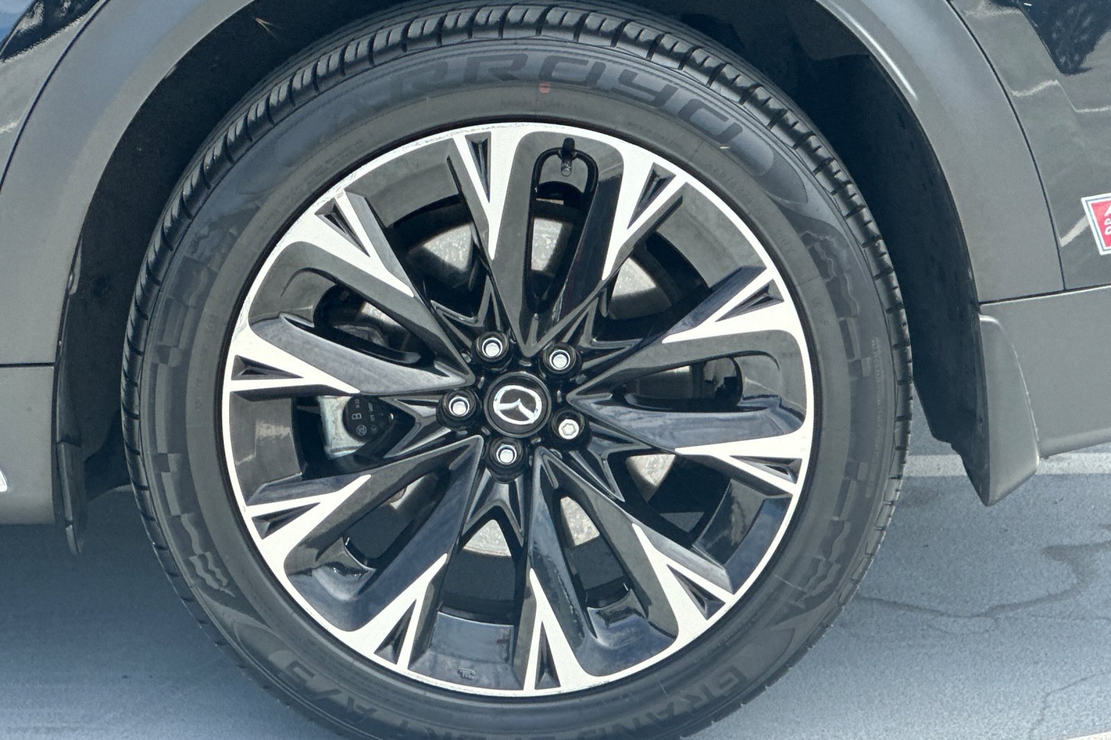 Certified 2024 MAZDA CX-90 Plug-In Hybrid w/ Premium Pkg AWD/4WD image 25