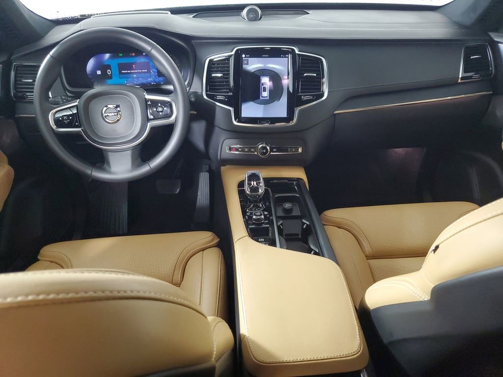 Certified 2023 Volvo XC90 B6 Ultimate w/ Lounge Package AWD/4WD image 17