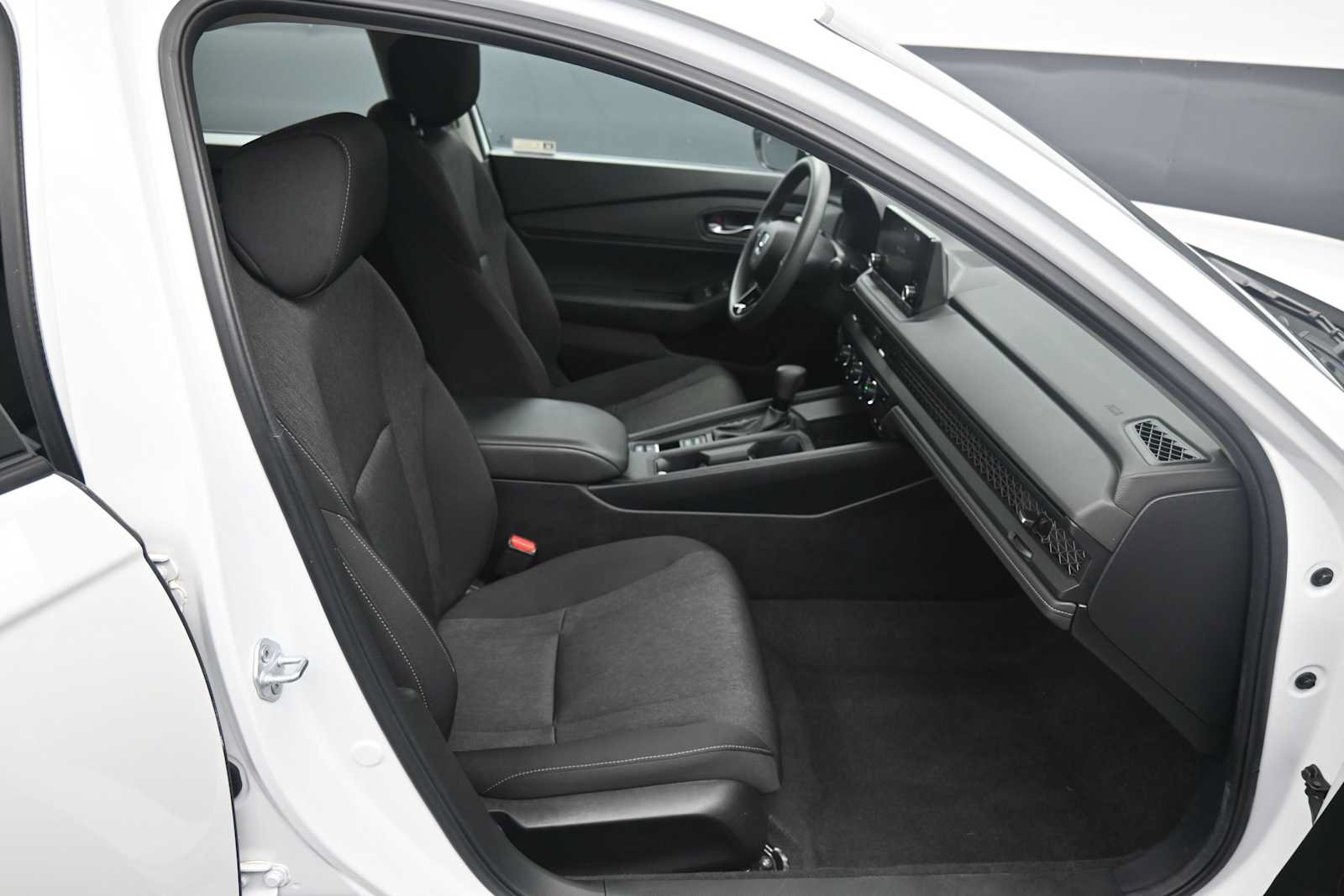 Certified 2024 Honda Accord EX image 24