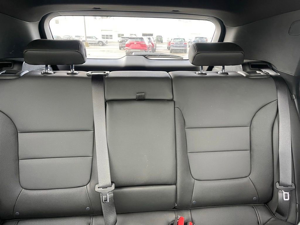 Used 2025 Chevrolet TrailBlazer RS w/ Convenience Package image 12