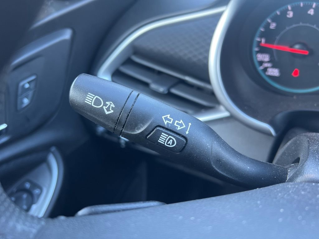 Used 2024 Chevrolet Malibu LT image 14