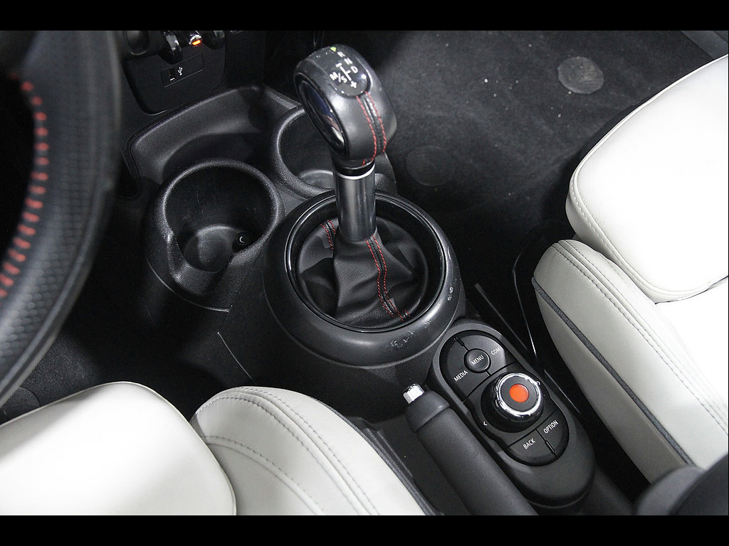 Used 2019 MINI Cooper S w/ Premium Package FWD image 15