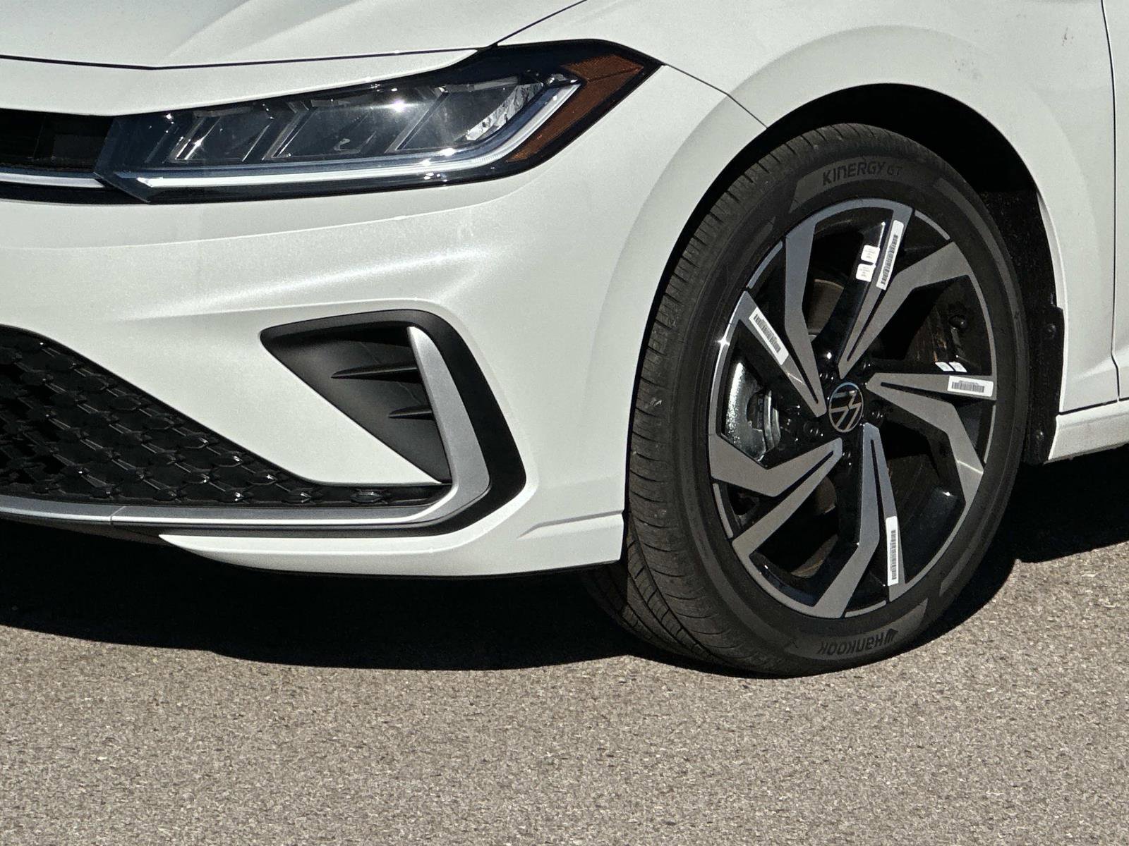 New 2026 Volkswagen Jetta SEL image 8