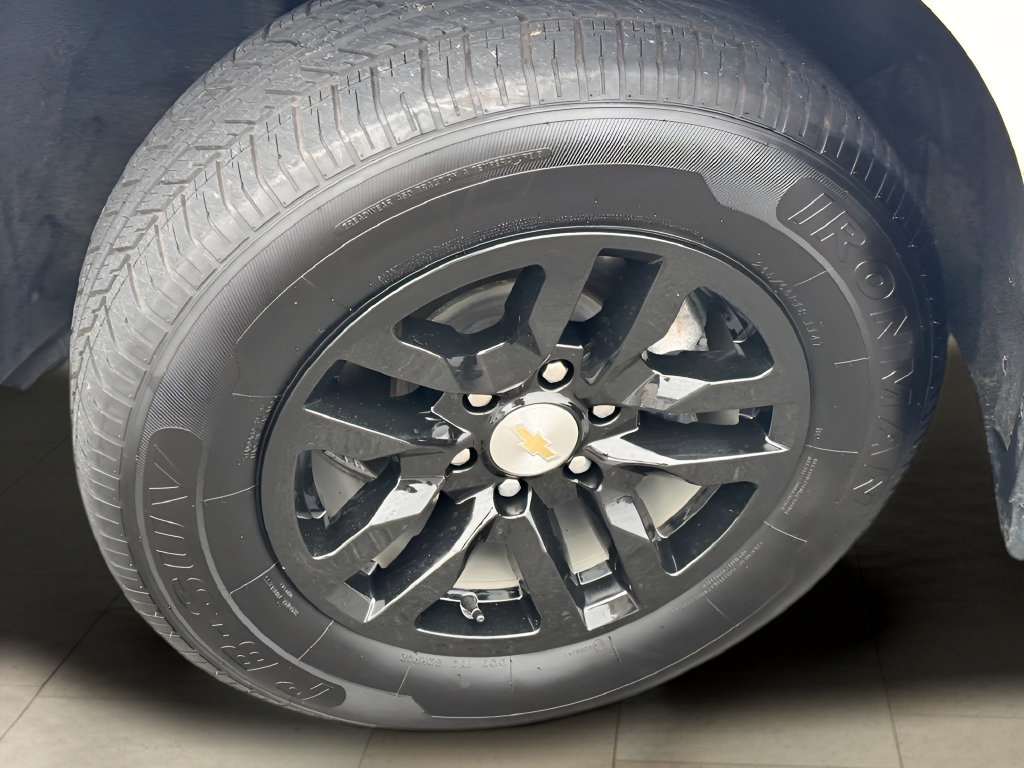 Used 2024 Chevrolet Tahoe LT RWD image 45