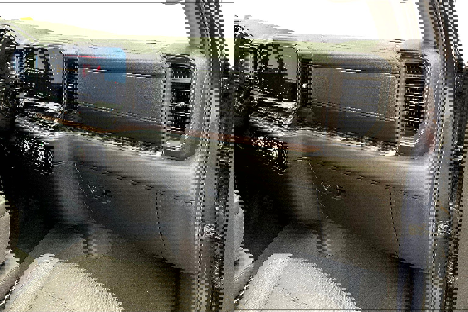 Used 2024 GMC Sierra 1500 Elevation w/ X31 Off-Road Package image 15