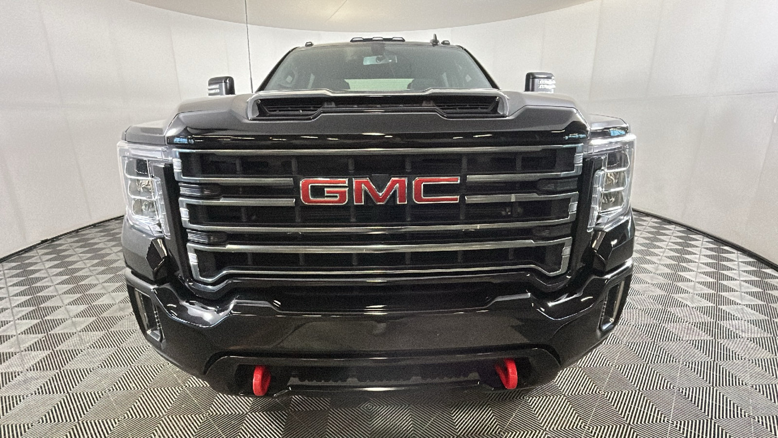 Used 2022 GMC Sierra 3500 AT4 AWD/4WD image 9