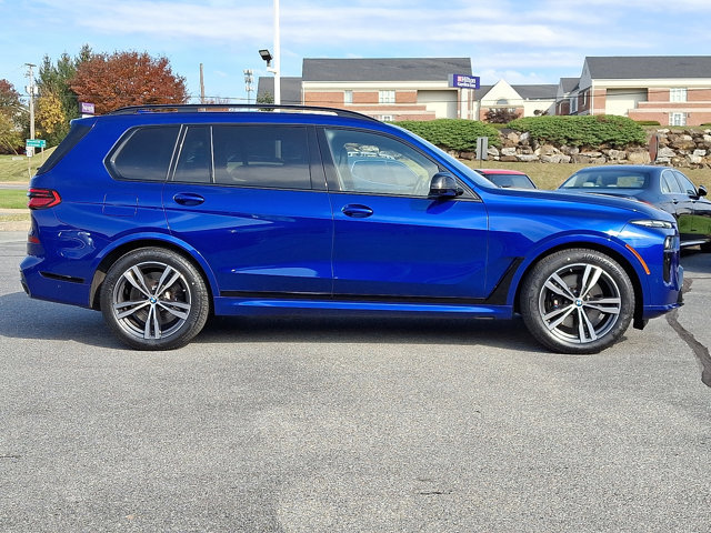 Certified 2025 BMW X7 M60i image 7