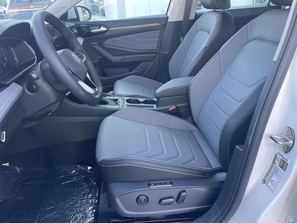 New 2027 Volkswagen Jetta SEL FWD image 17