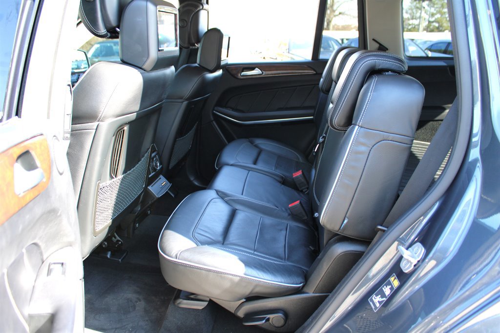 Used 2013 Mercedes-Benz GL 550 4MATIC image 20