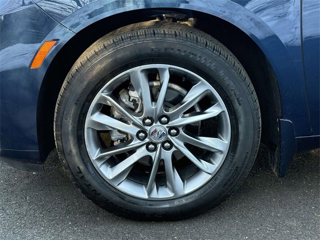 Certified 2023 Buick Enclave Avenir w/ Avenir Technology Package image 7