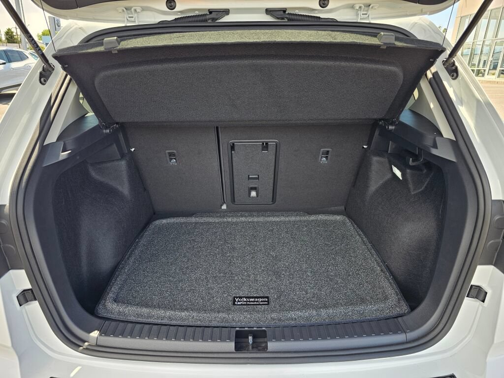 New 2026 Volkswagen Taos SEL AWD/4WD image 29