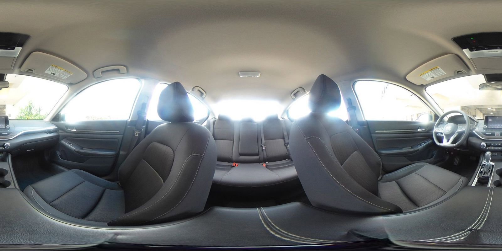 Used 2025 Nissan Altima 2.5 SV FWD image 43