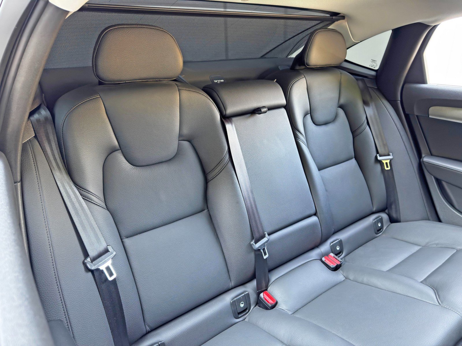 Used 2023 Volvo S90 B6 Plus w/ Protection Package Premier image 38