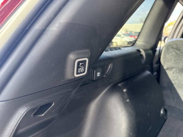 Used 2023 Jeep Grand Cherokee Altitude image 8