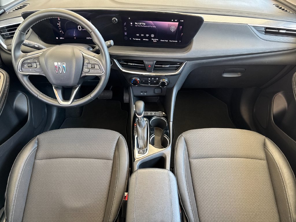 Used 2025 Buick Encore GX Preferred FWD image 13