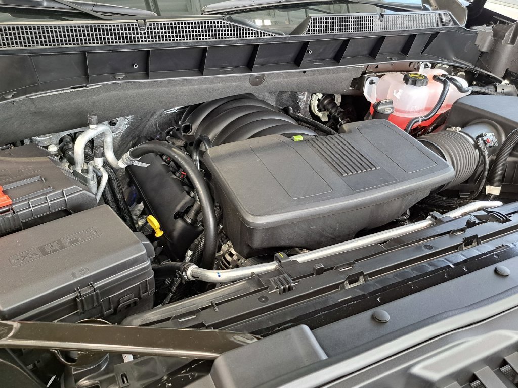 New 2026 Chevrolet Silverado 1500 LT w/ Z71 Off-Road Package AWD/4WD image 15
