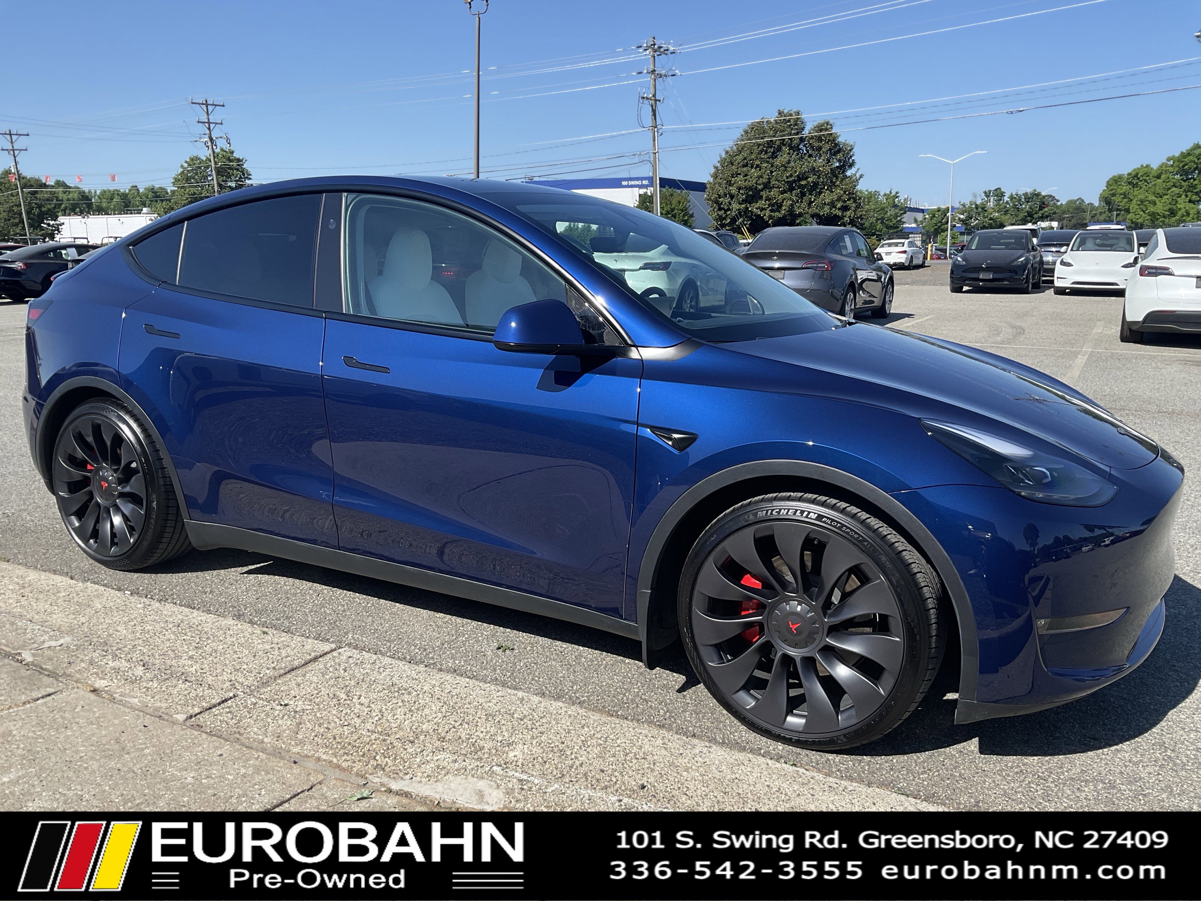Used 2024 Tesla Model Y Performance image 25