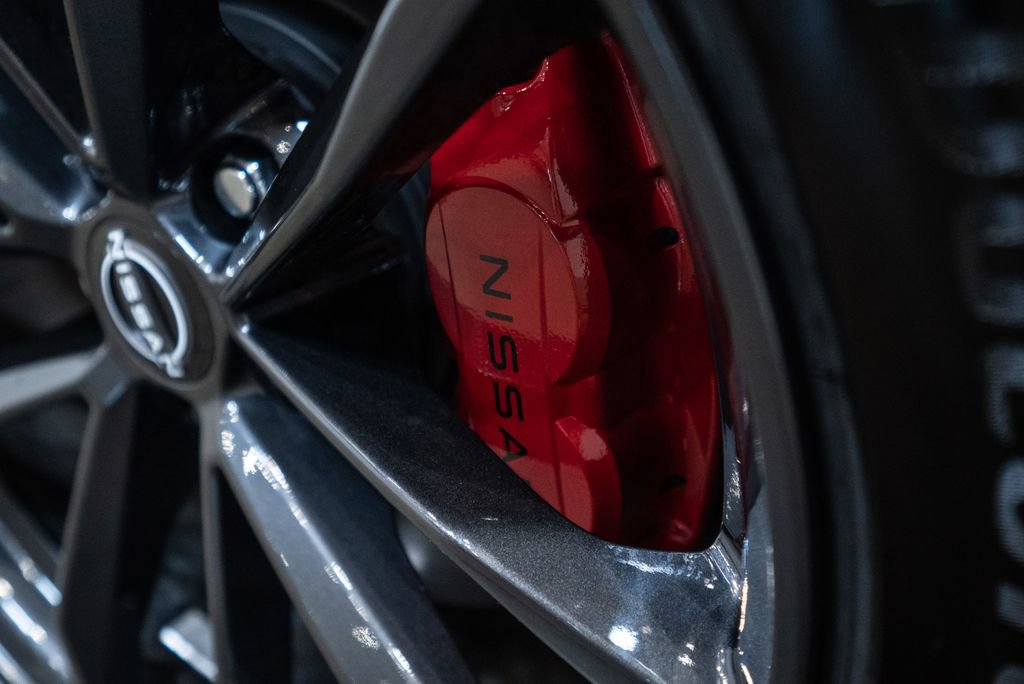 Used 2024 Nissan Z Performance w/ Floor Mat Package RWD image 11