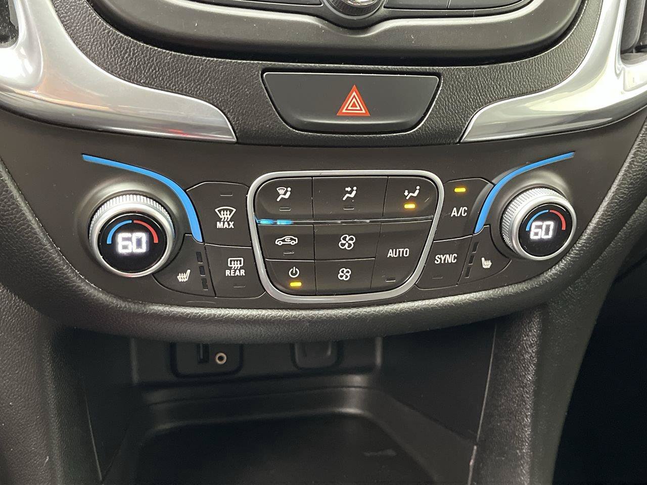 Certified 2018 Chevrolet Equinox LT AWD/4WD image 20