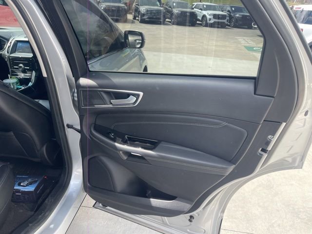 Certified 2019 Ford Edge Titanium image 10