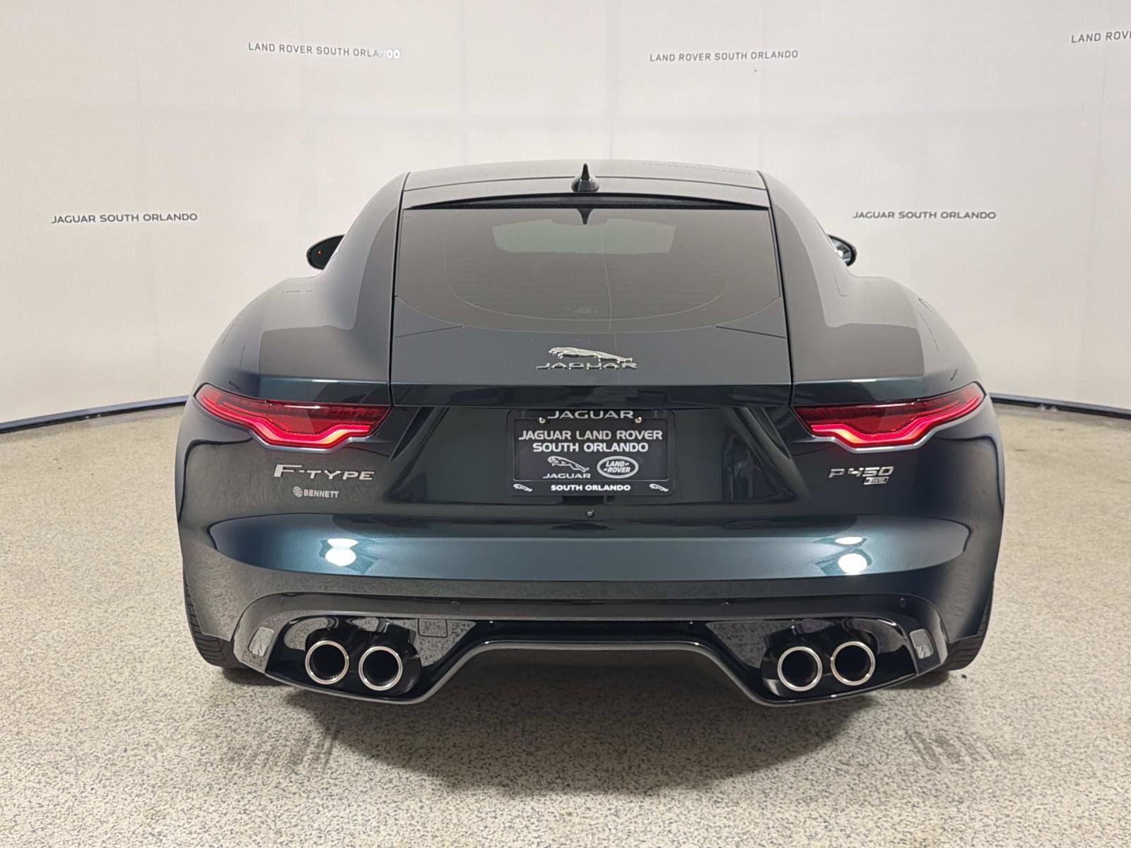 Certified 2023 Jaguar F-TYPE R-Dynamic AWD/4WD image 4