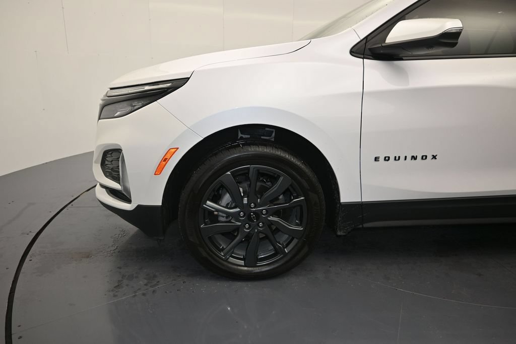 Used 2024 Chevrolet Equinox RS w/ RS Leather Package AWD/4WD image 9
