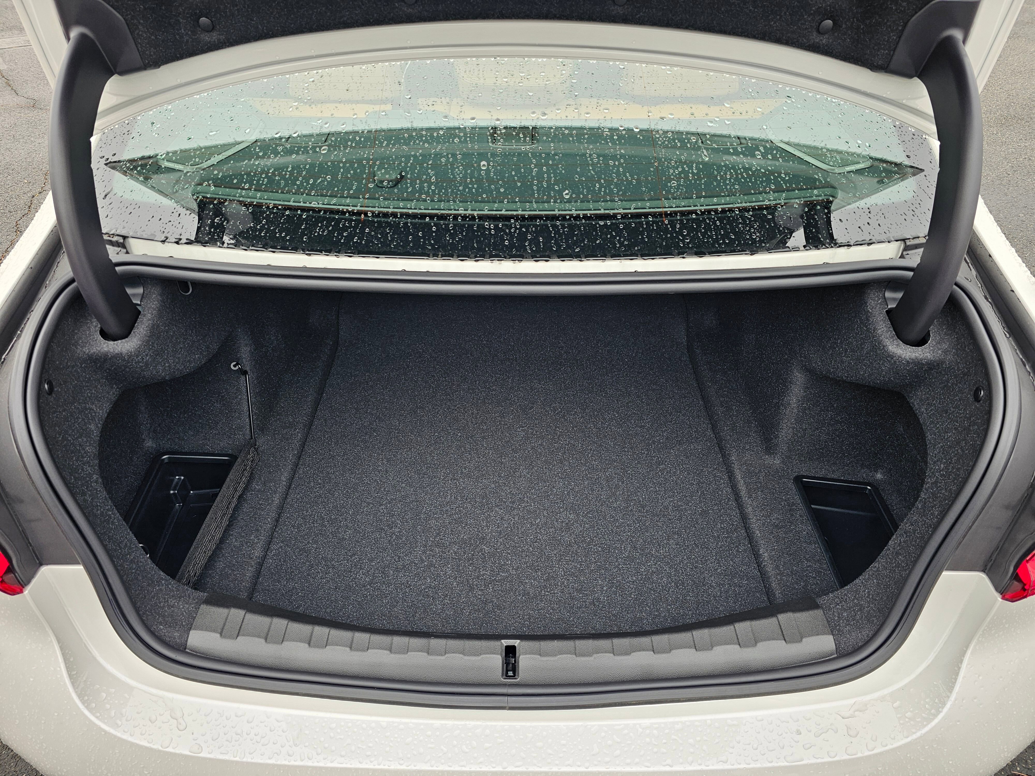 New 2026 BMW 330i xDrive Sedan w/ M Sport Package image 30