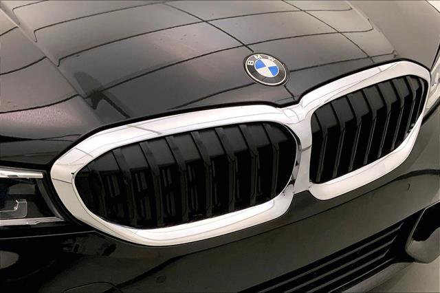 Used 2020 BMW 330i xDrive Sedan w/ Convenience Package image 29