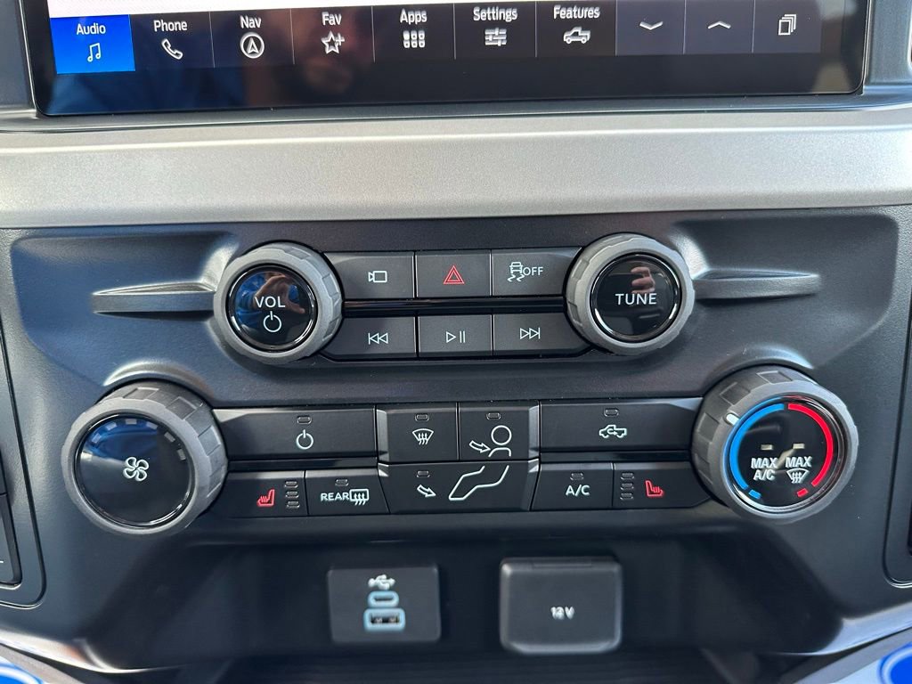 New 2026 Ford F350 XLT w/ XLT Premium Package image 19
