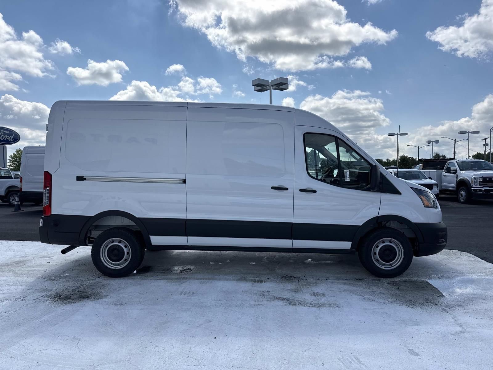 New 2026 Ford Transit 250 148 Medium Roof RWD image 2