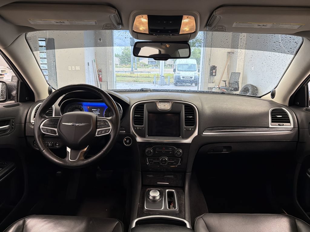 Used 2021 Chrysler 300 Touring L AWD/4WD image 13