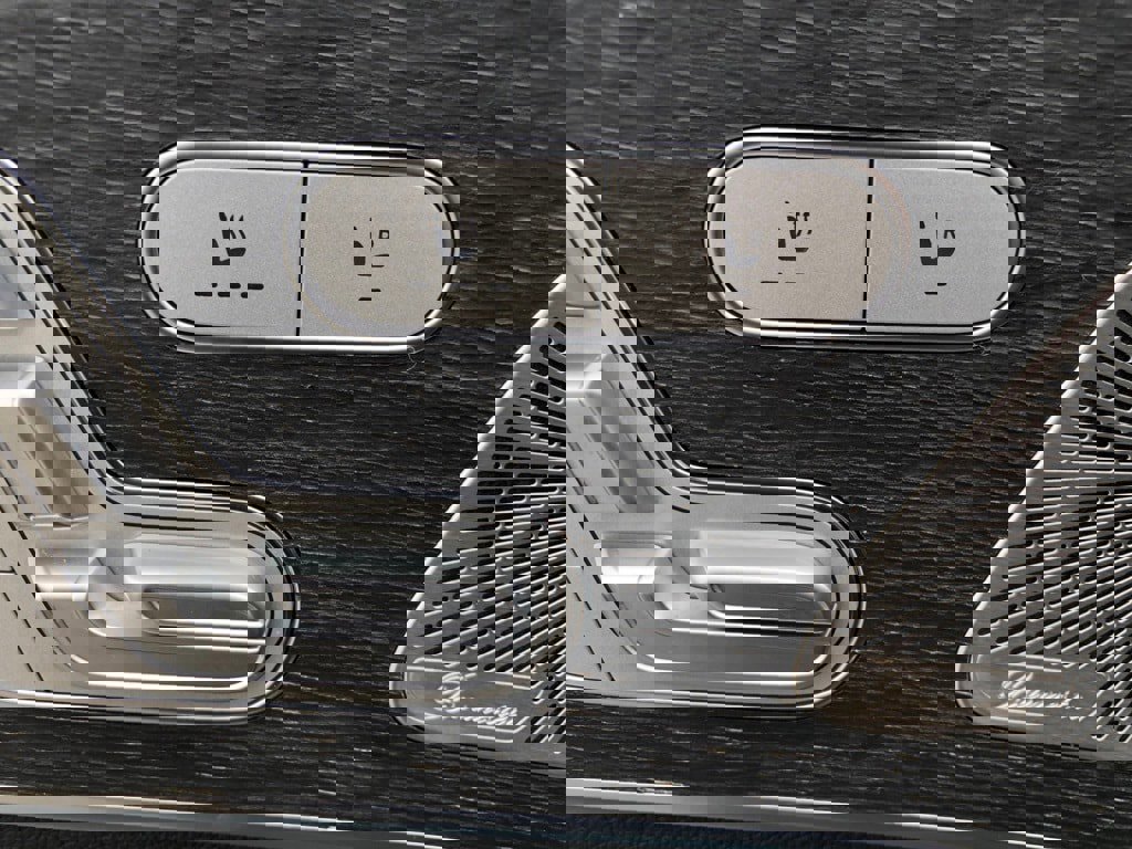 Certified 2022 Mercedes-Benz GLE 350 4MATIC w/ AMG Line Exterior image 12