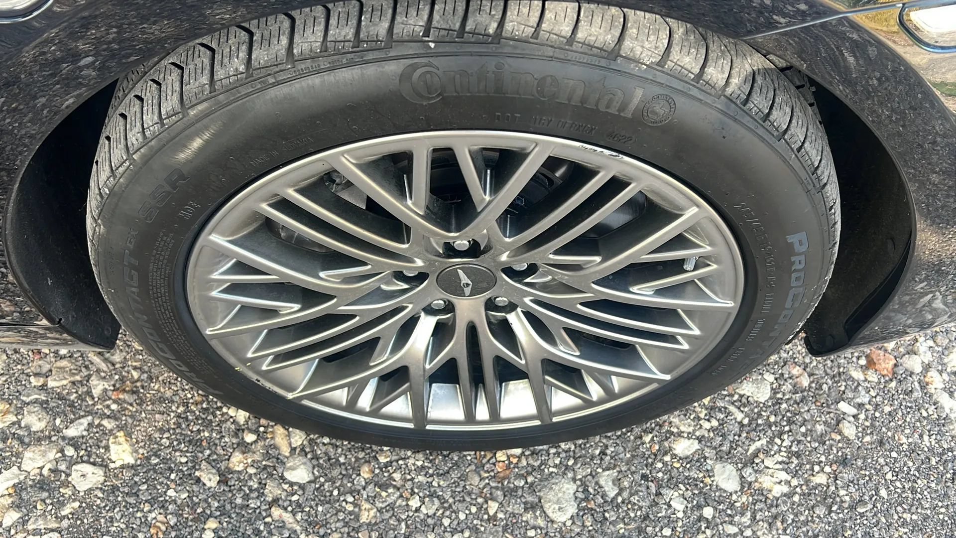 Used 2021 Genesis G90 5.0 Ultimate RWD image 33