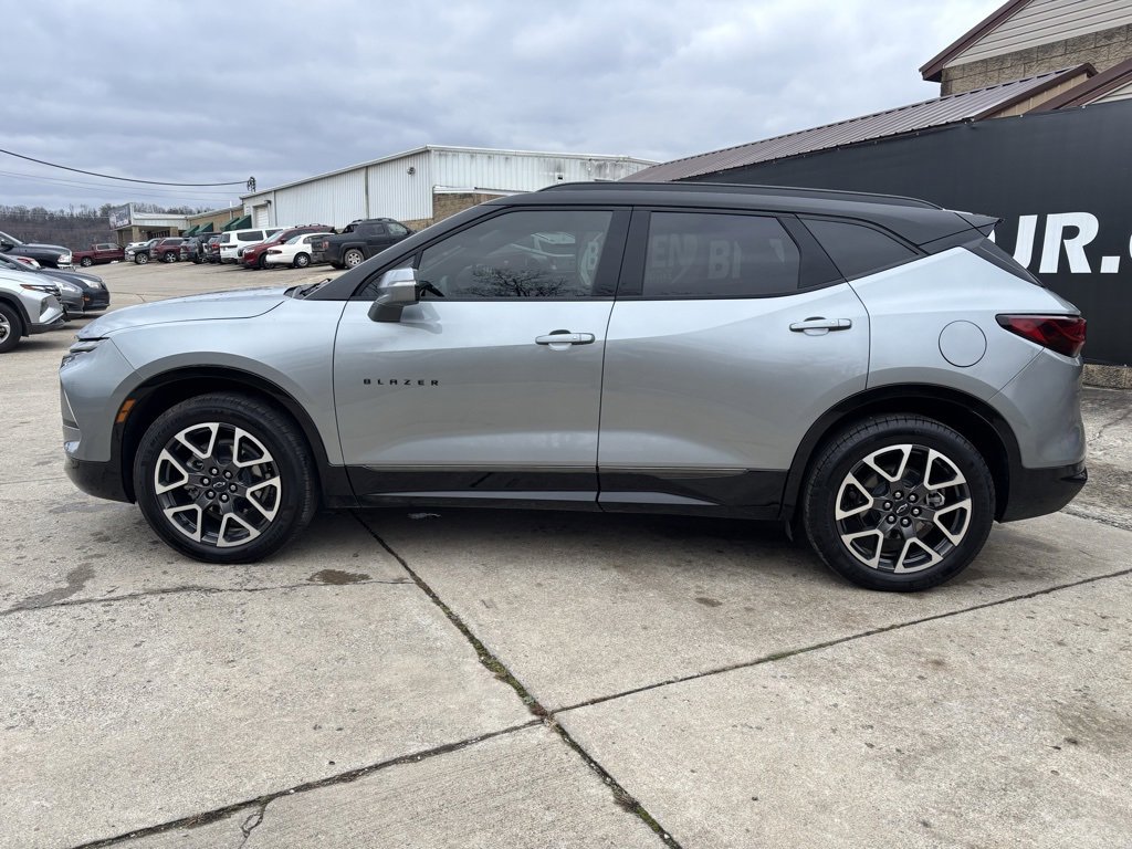 Used 2025 Chevrolet Blazer RS image 4