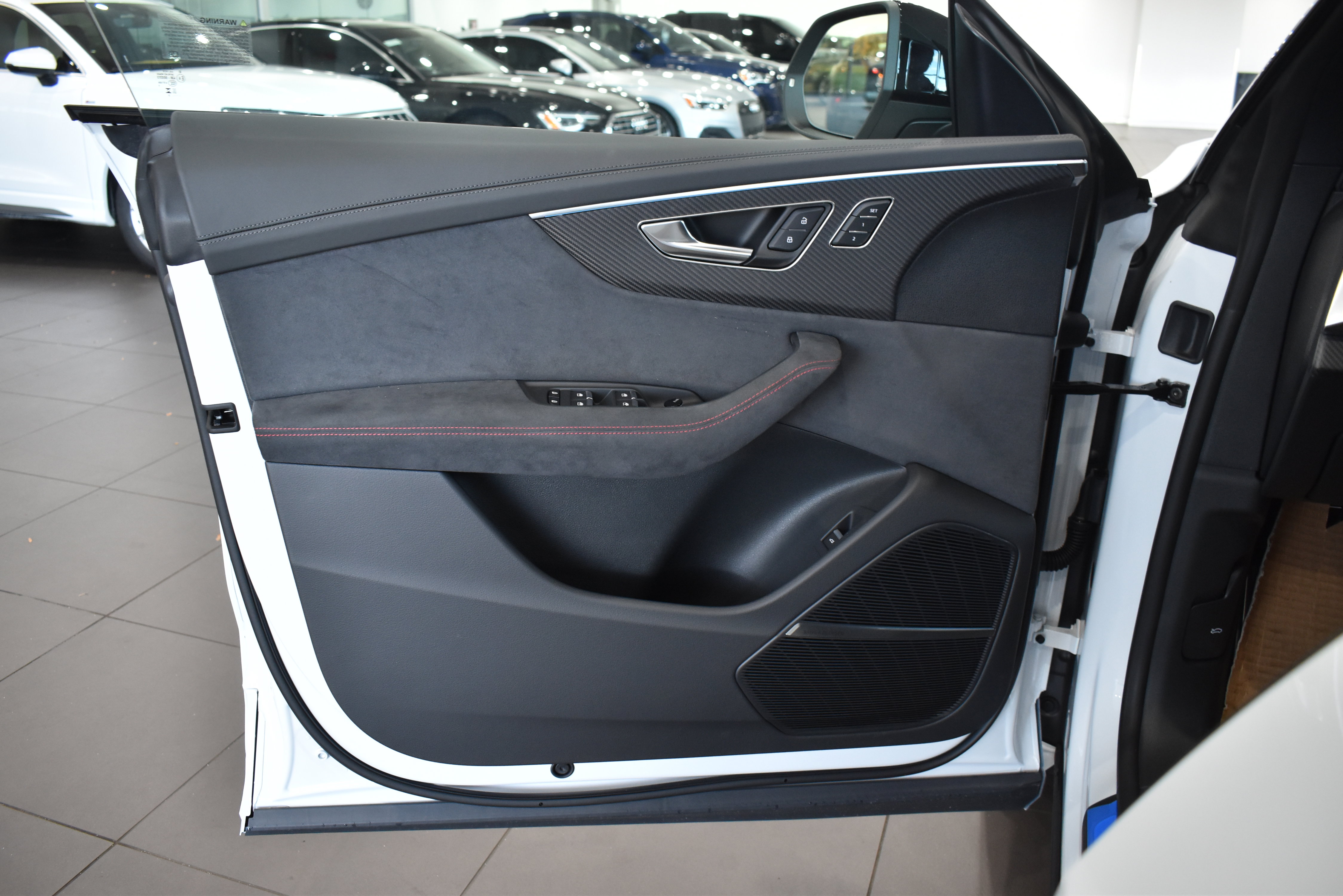 New 2026 Audi RS Q8 performance image 37