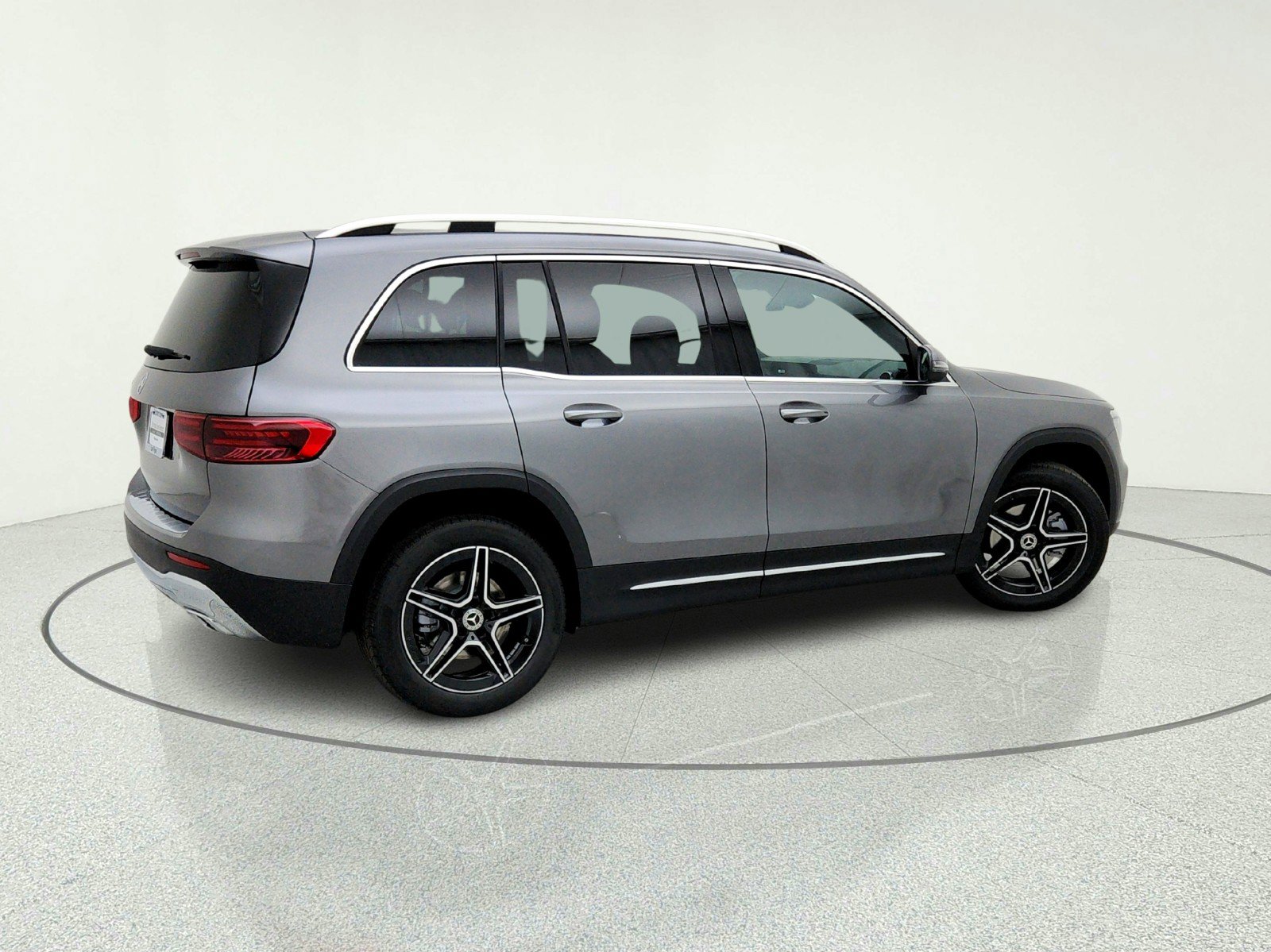 New 2026 Mercedes-Benz GLB 250 image 8