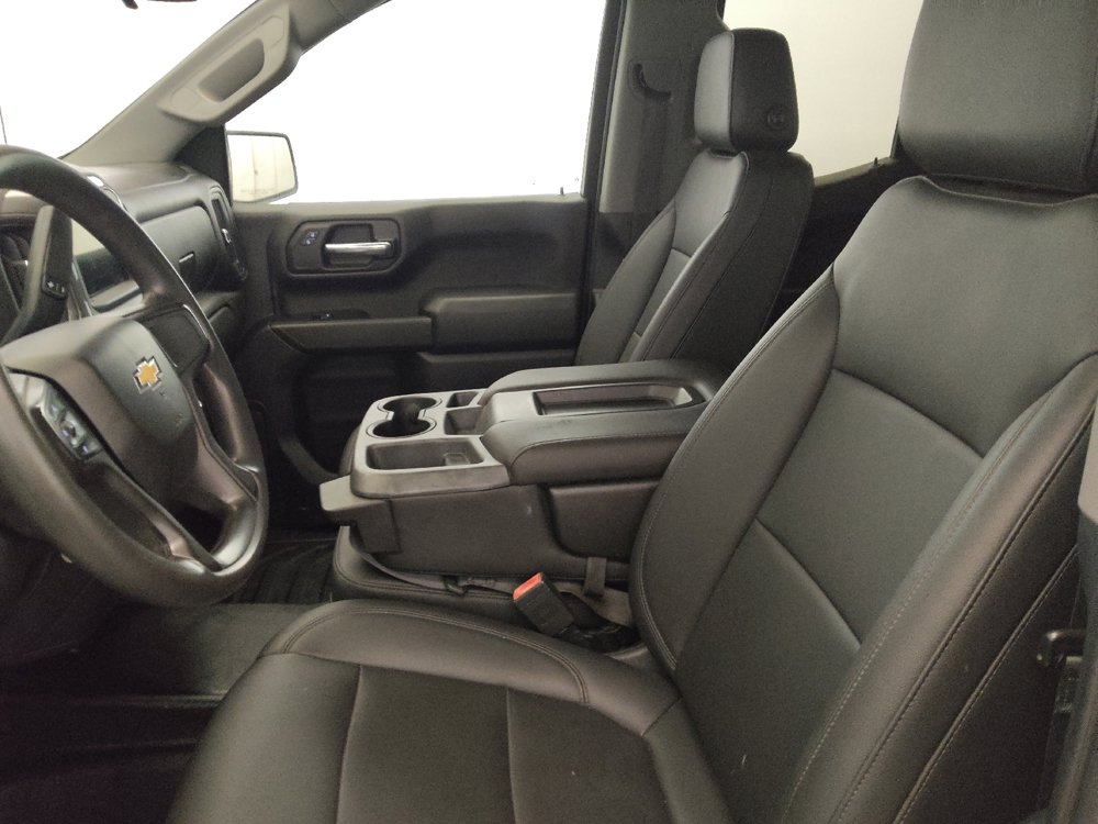 Used 2019 Chevrolet Silverado 1500 W/T w/ WT Convenience Package AWD/4WD image 17