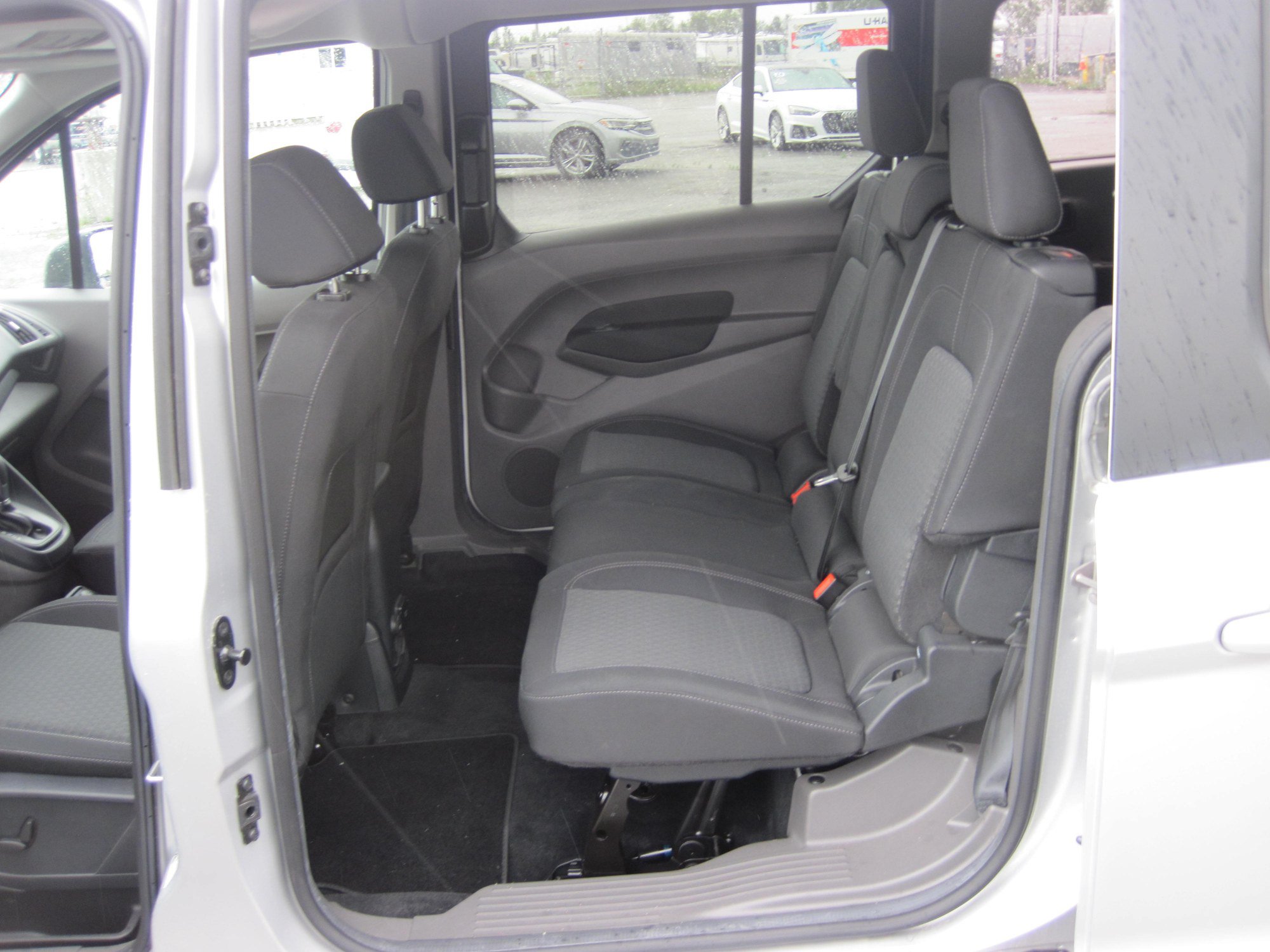 Used 2023 Ford Transit Connect XLT FWD image 11