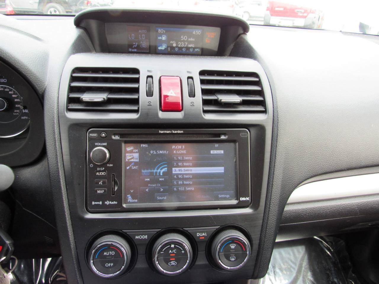 Used 2014 Subaru Forester 2.5i Touring AWD/4WD image 19