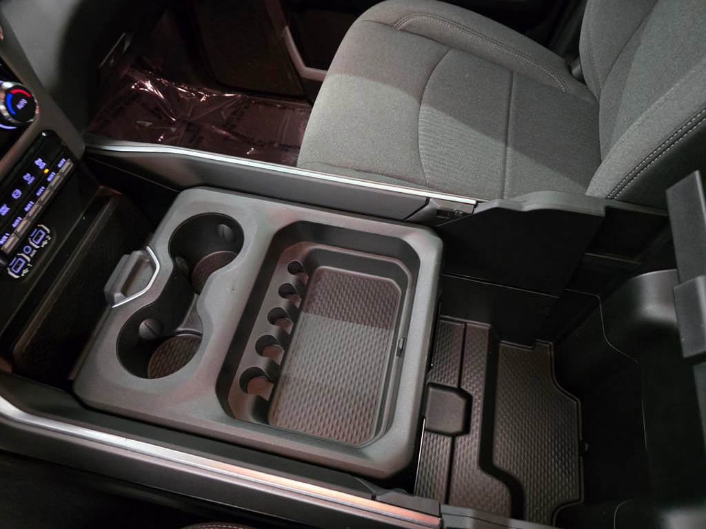 Used 2024 RAM 3500 Big Horn w/ Night Edition image 32