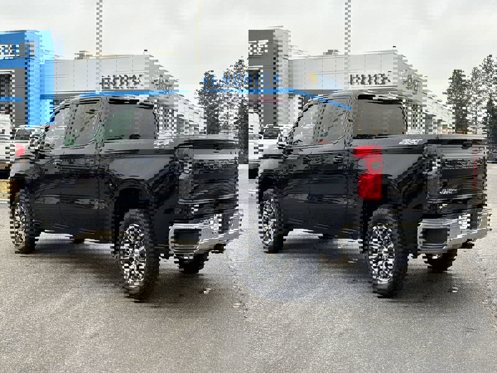 Used 2025 Chevrolet Silverado 1500 LT image 8