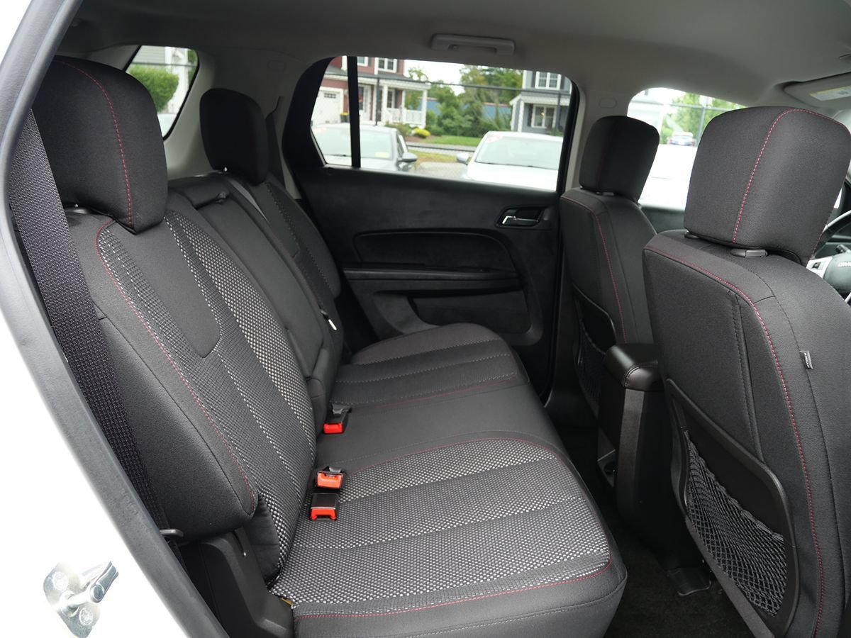 Used 2017 GMC Terrain SLE w/ Convenience Package AWD/4WD image 27