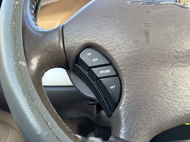 Used 2005 Chrysler Sebring Touring w/ Electronics Convenience Group image 27