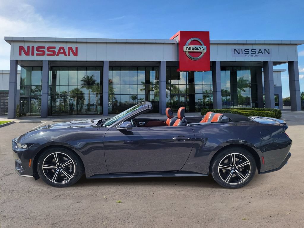 Used 2024 Ford Mustang Premium RWD image 8