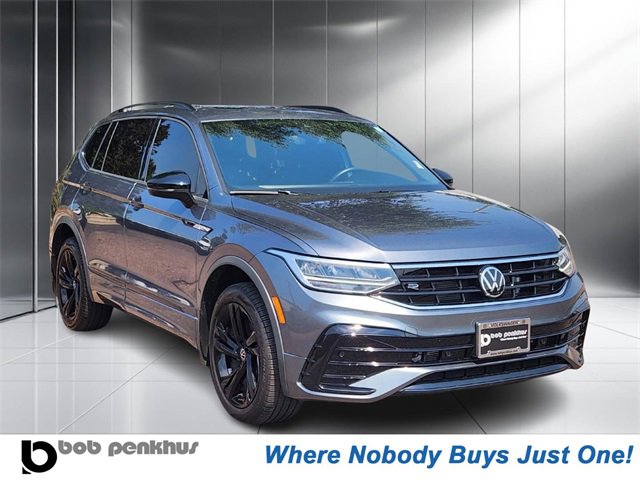 Used 2024 Volkswagen Tiguan SE R-Line